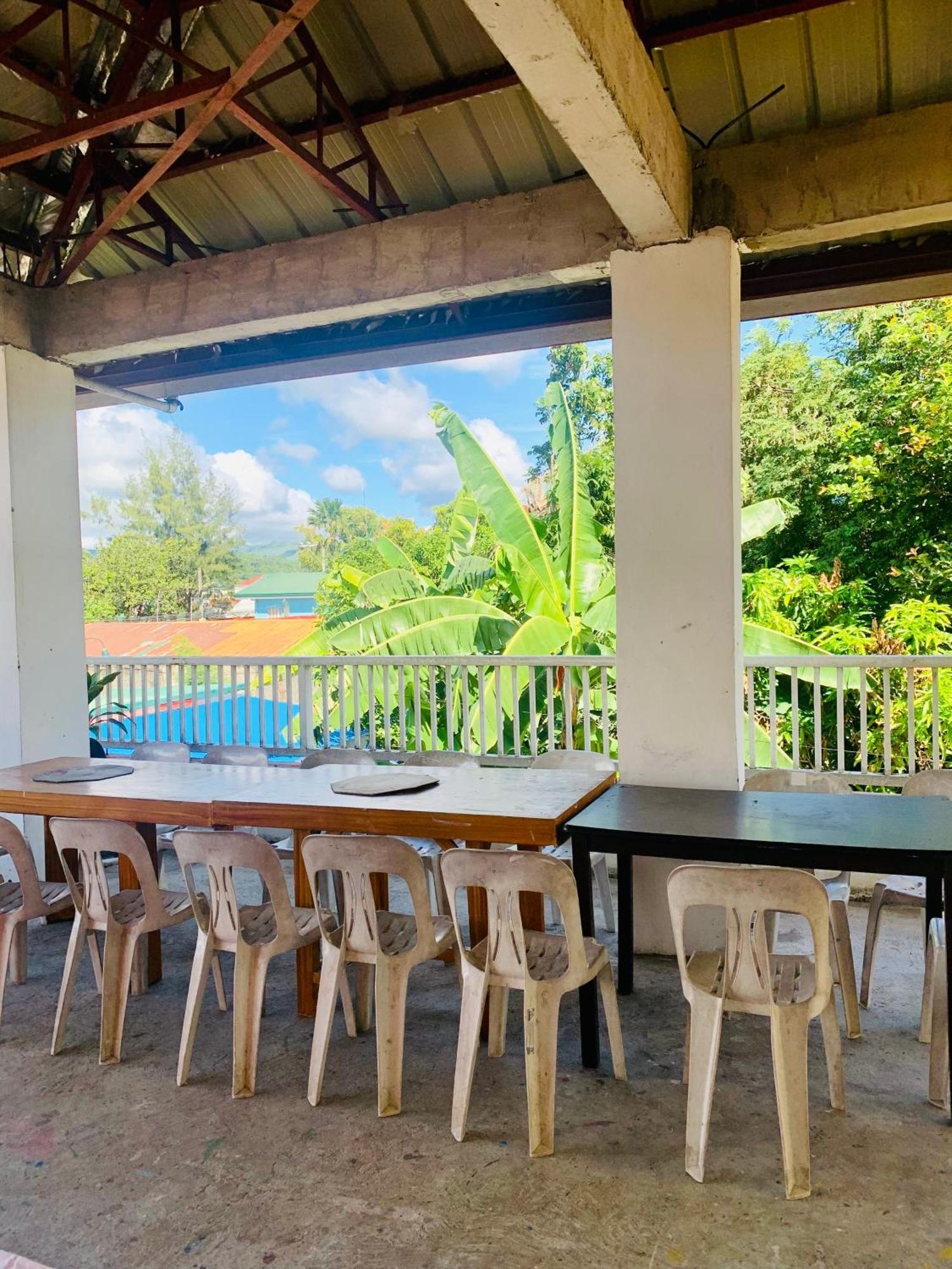 Perlies Inn Tanay Barkada House Extérieur photo